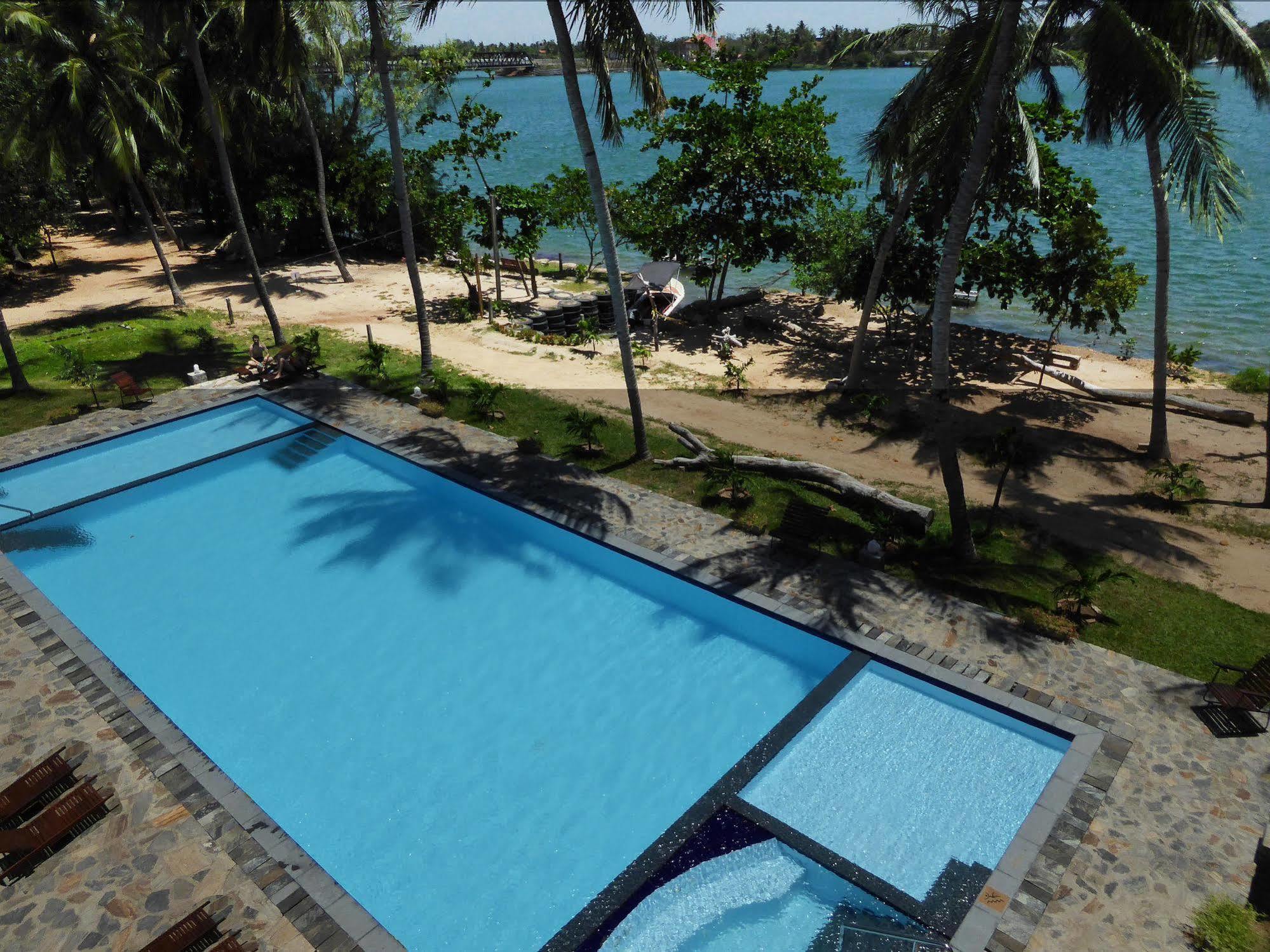 Riviera Resort Баттикалоа Экстерьер фото